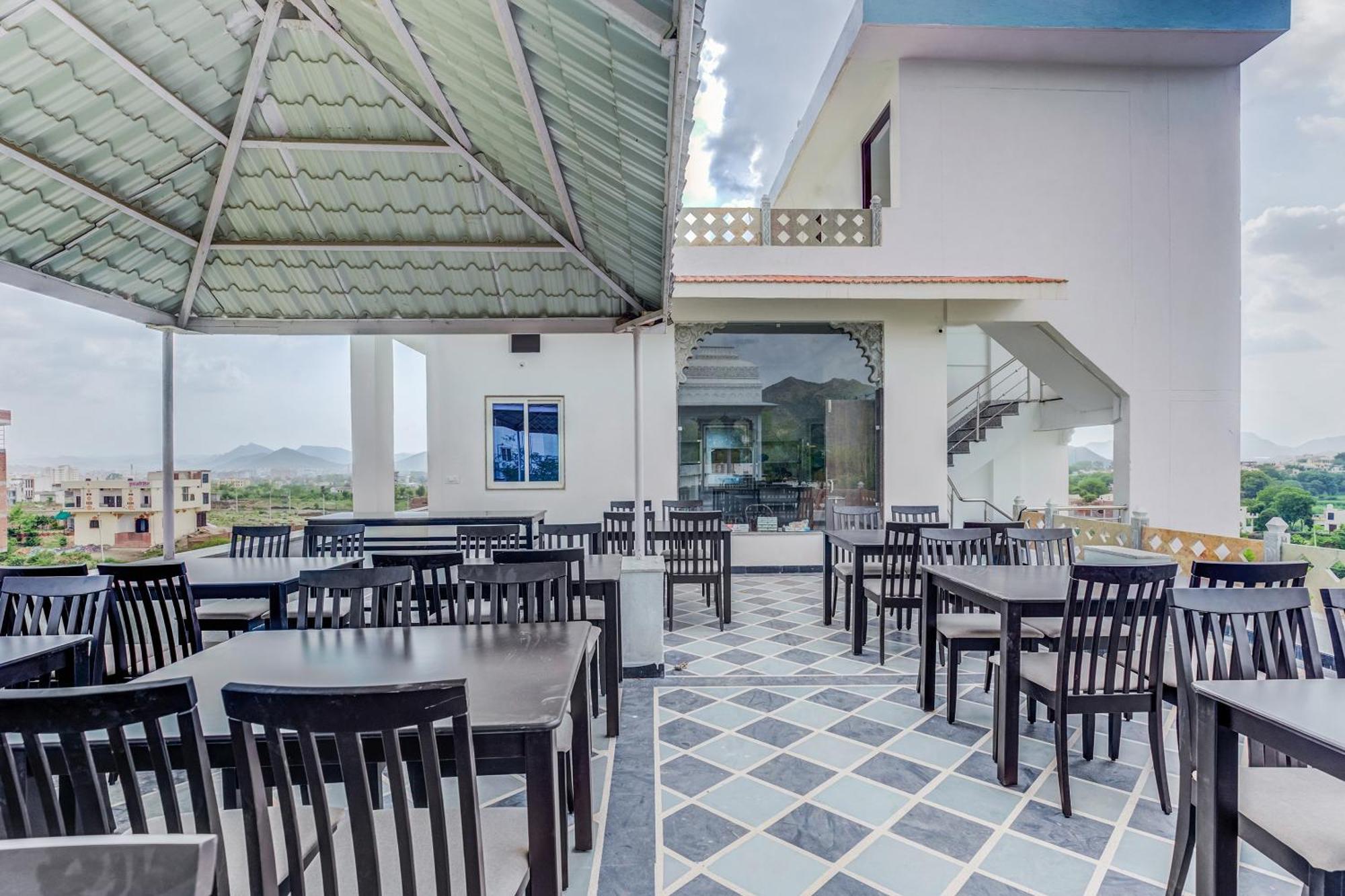 Hotel O Achrol Haveli Sukher Udaipur Exteriör bild